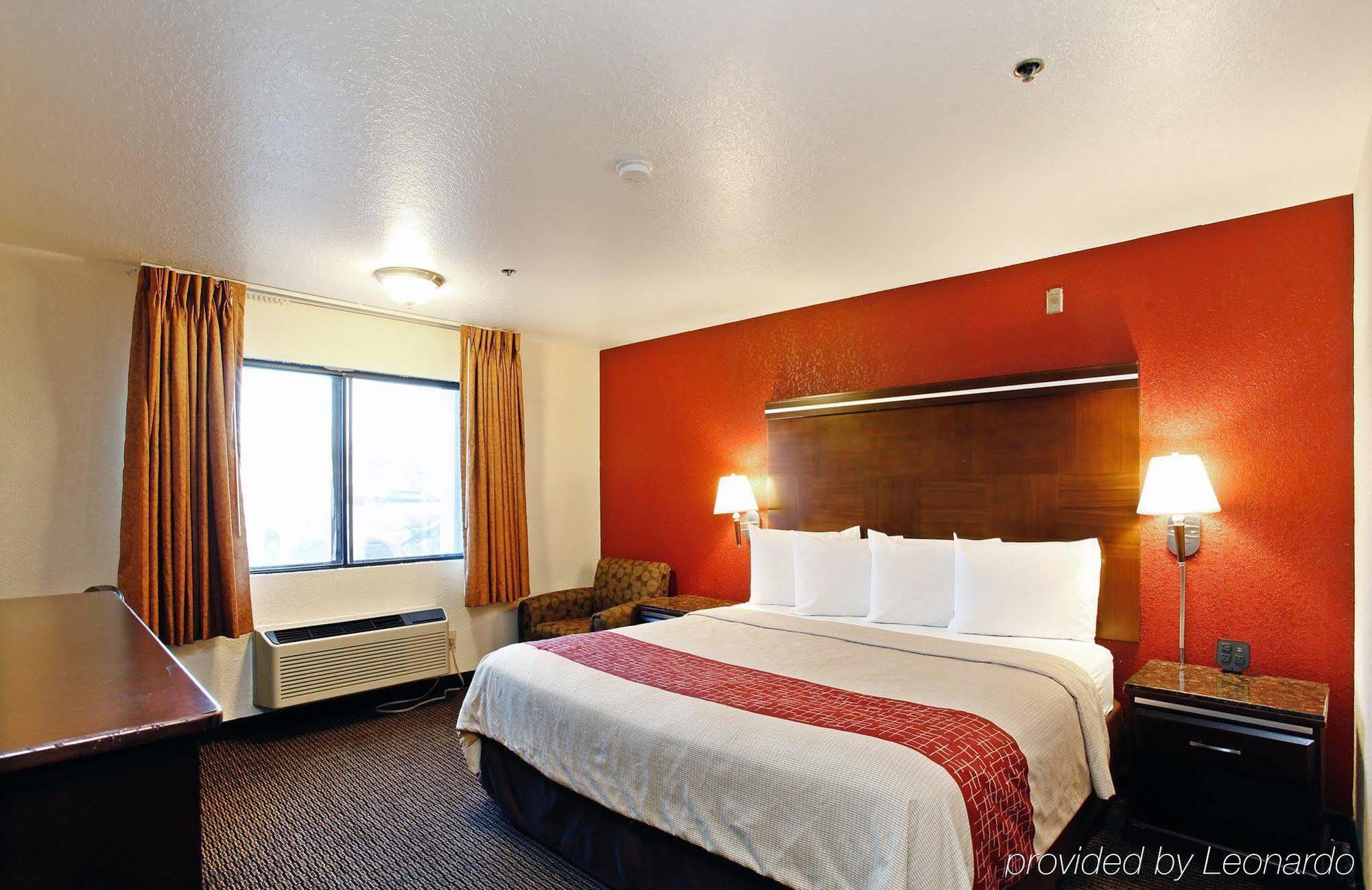 Ontario Airport Executive Inn מראה חיצוני תמונה