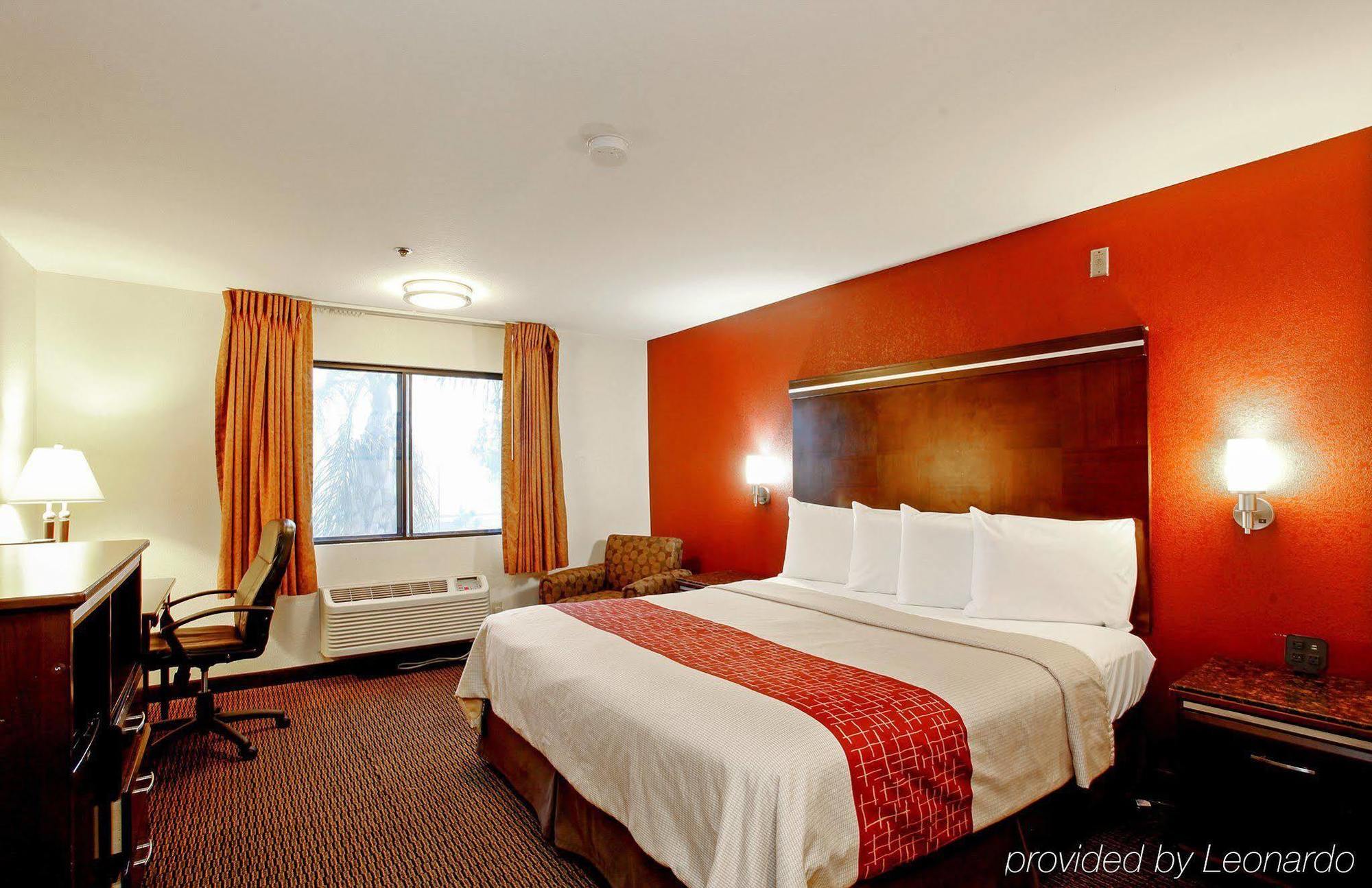 Ontario Airport Executive Inn מראה חיצוני תמונה