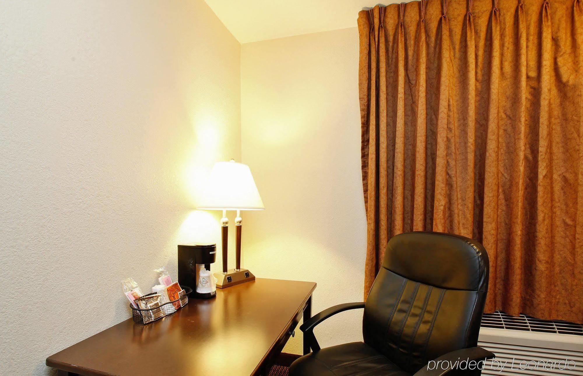 Ontario Airport Executive Inn מראה חיצוני תמונה